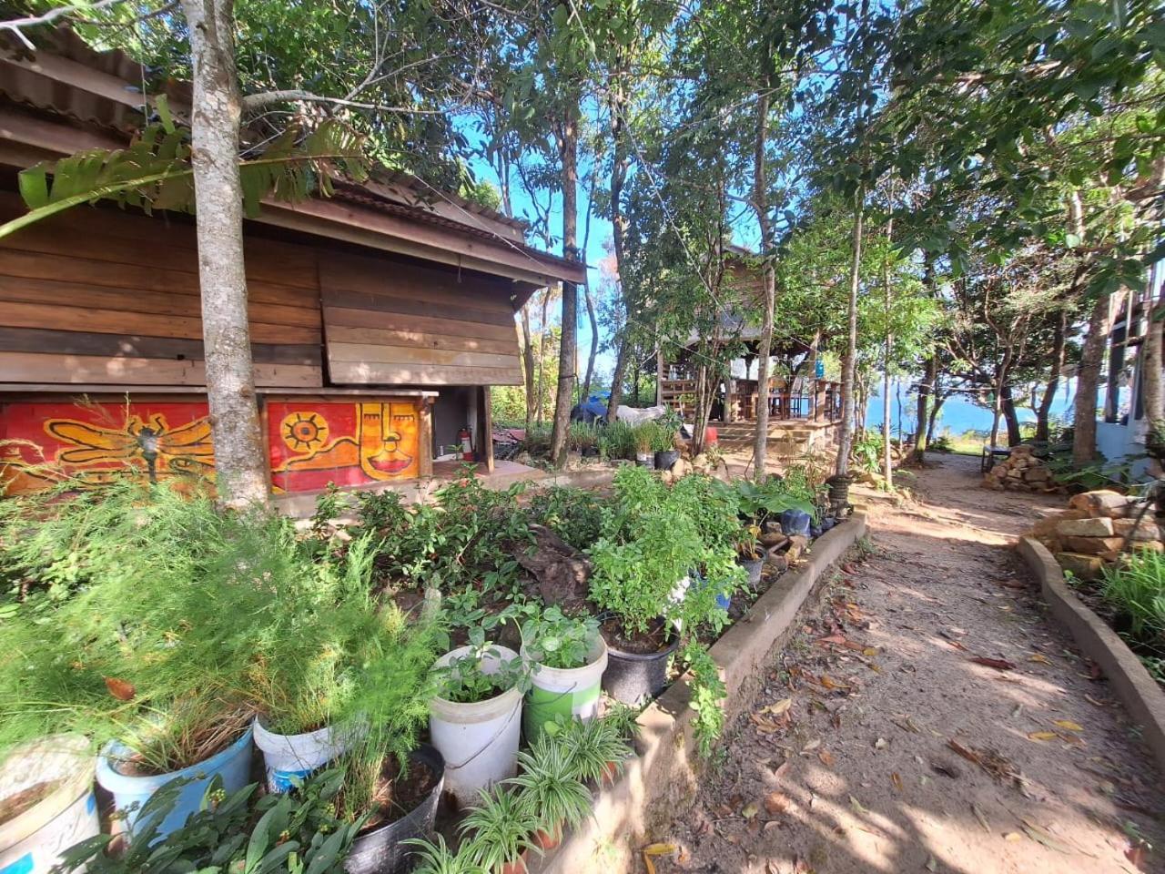 Dragonfly Guesthouse Koh Rong Sanloem Exterior photo